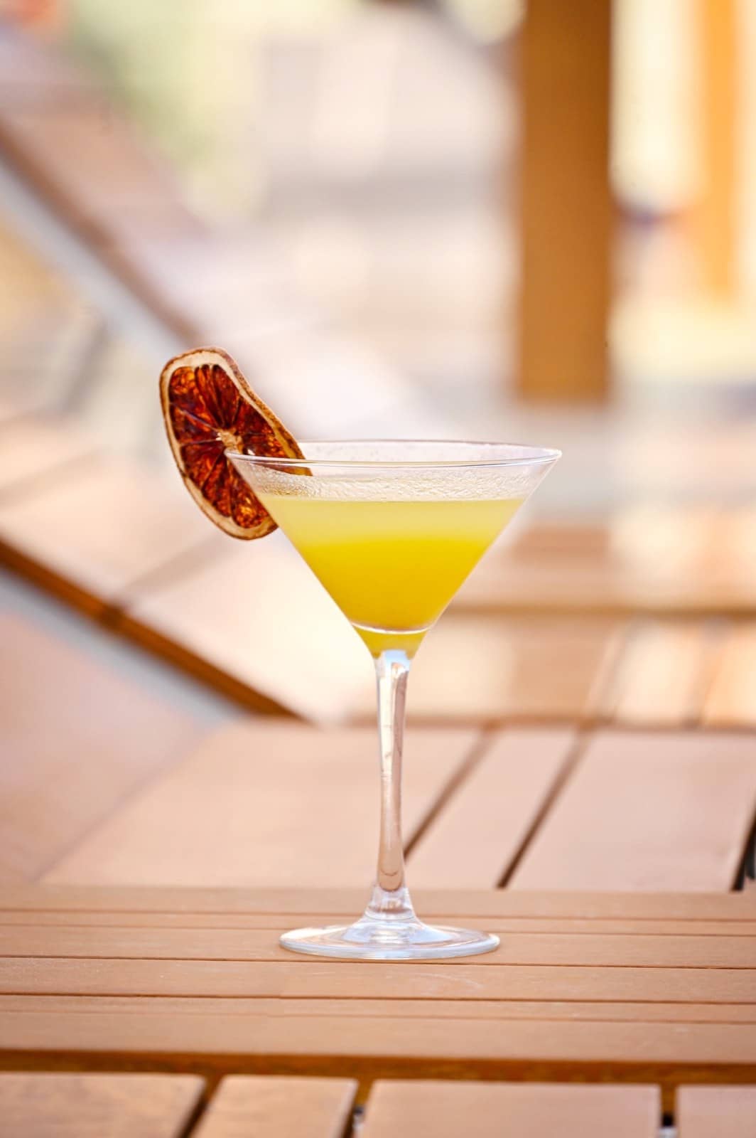 Lifestyle & Drinks · 05