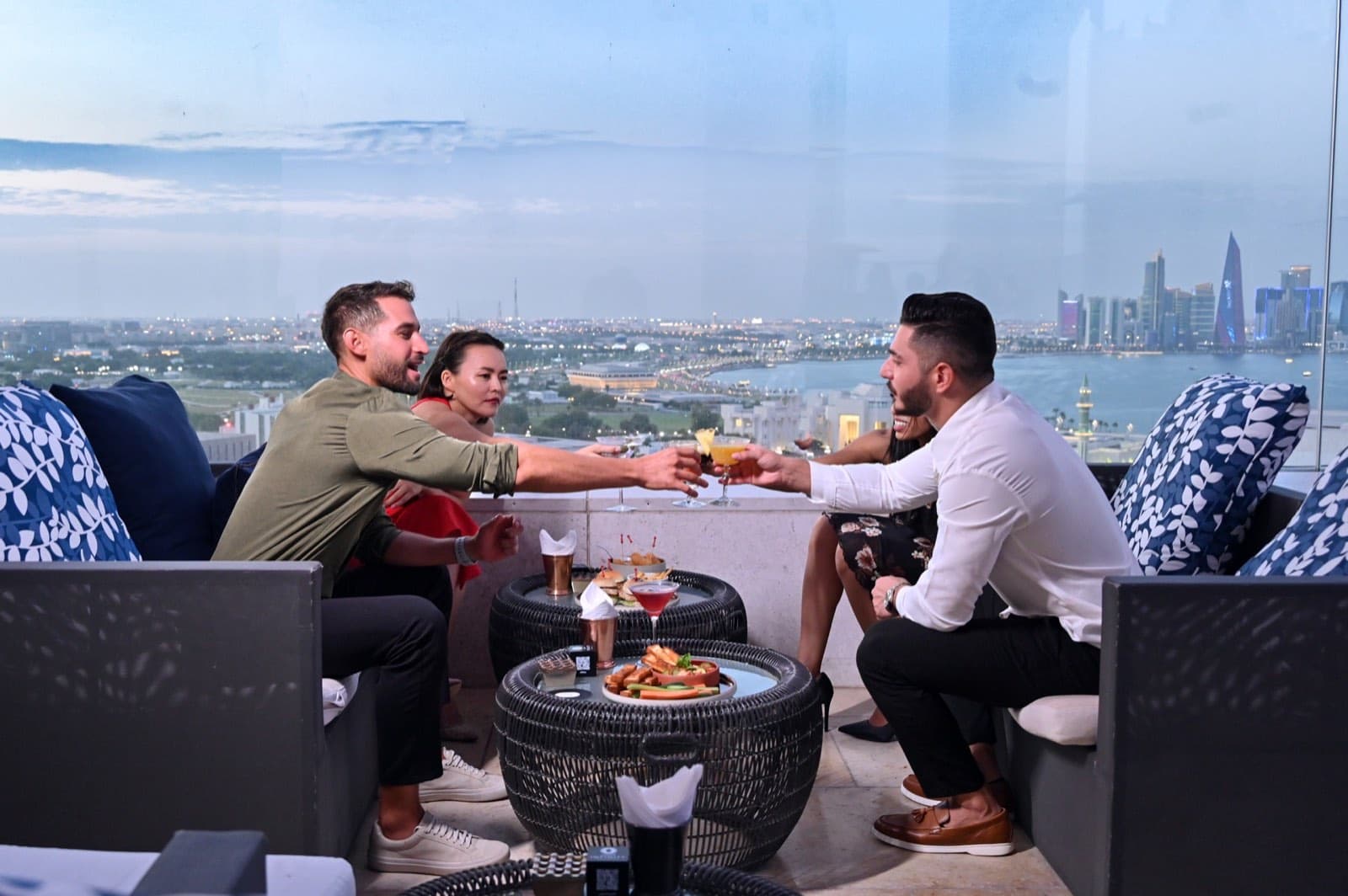 Lifestyle & Drinks · 13